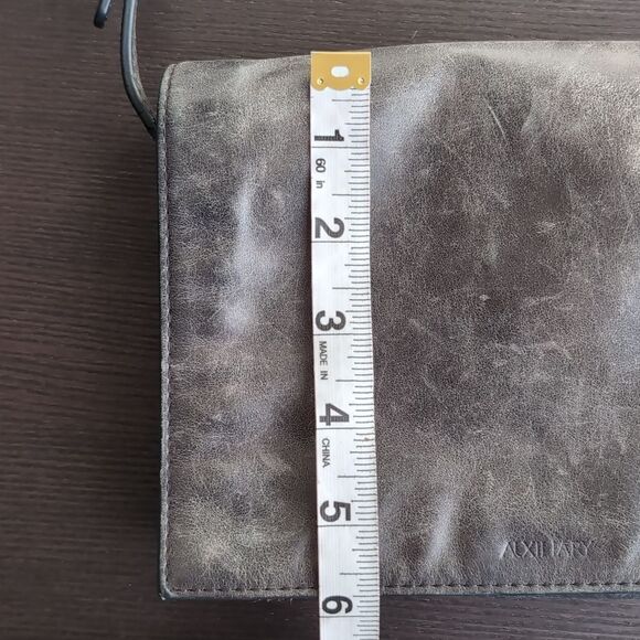 Aritzia auxiliary grey leather bag - Picture 11 of 14